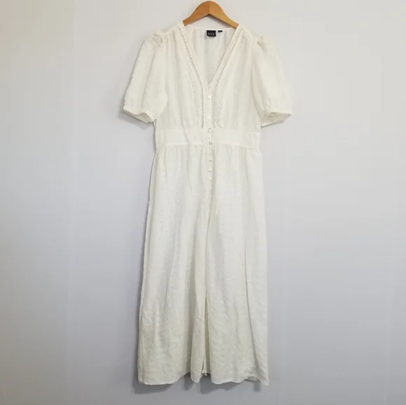 GAP Off White Eyelet Maxi Dress Size Medium - Picture 1 of 10